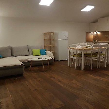 Miran Odmor U Srcu Pule! Apartman Iva 60M2. พูลา ภายนอก รูปภาพ